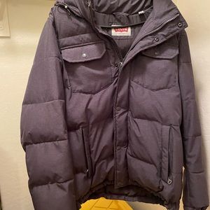 Levi’s puffer jacket